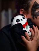Peluche Super Soft Legami Halloween – Bam-Boo! Panda Vampiro
